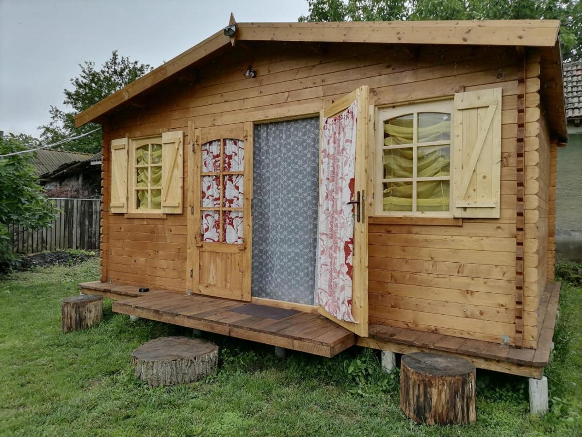 Edelweiss Guesthouse, Glamping And Camping Suhaia Kültér fotó