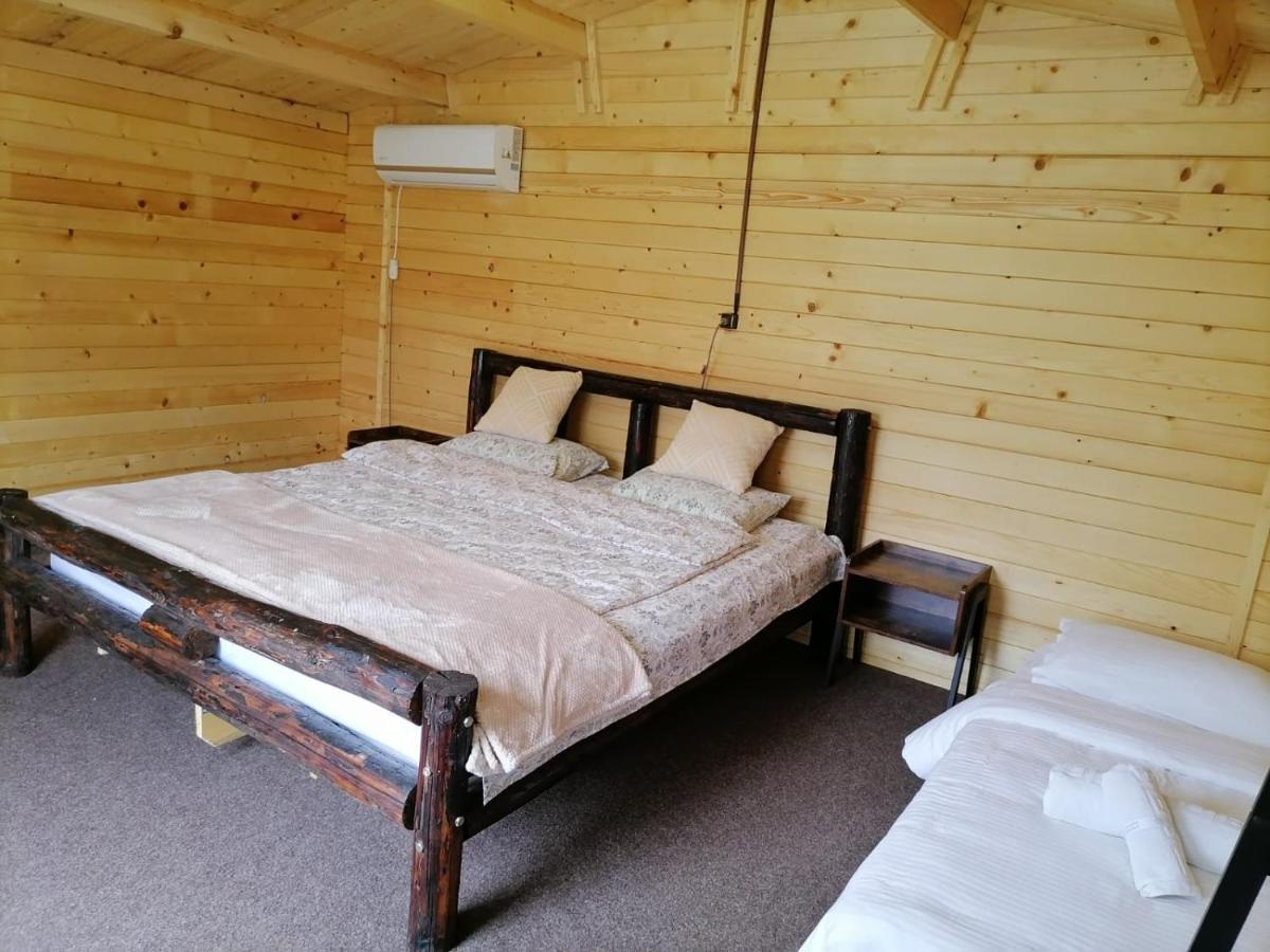 Edelweiss Guesthouse, Glamping And Camping Suhaia Kültér fotó