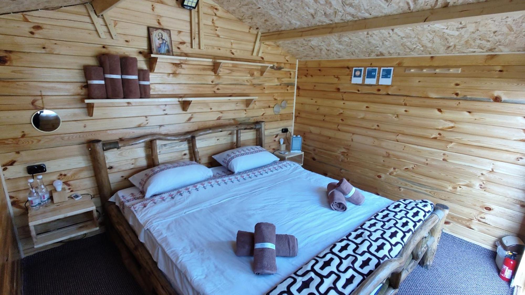 Edelweiss Guesthouse, Glamping And Camping Suhaia Kültér fotó