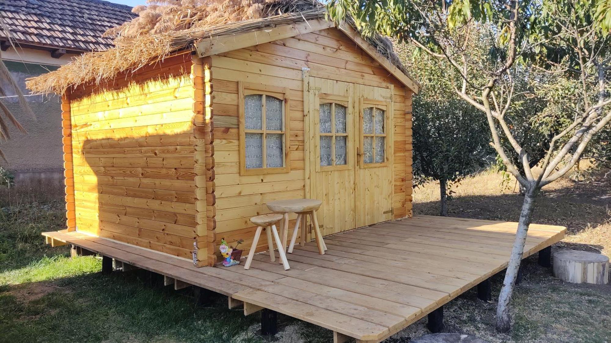 Edelweiss Guesthouse, Glamping And Camping Suhaia Kültér fotó