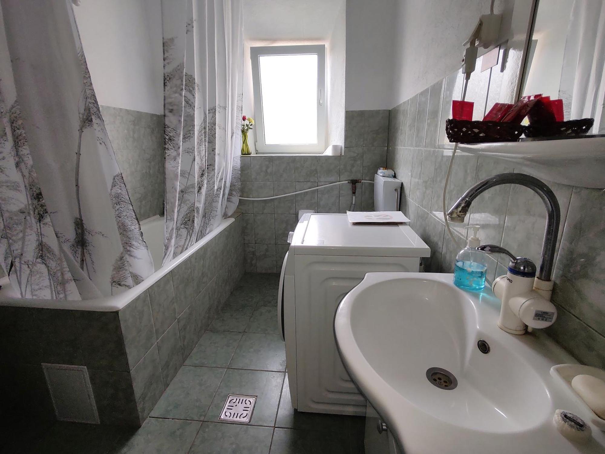 Edelweiss Guesthouse, Glamping And Camping Suhaia Kültér fotó